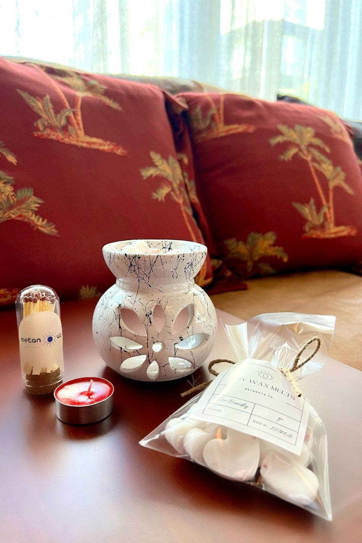 Elioure Vanilya Kokulu Buhurdanlık Seti, 10 Adet, Doğal Soya Mum, Koku Tabletleri, Kibrit, Tealight