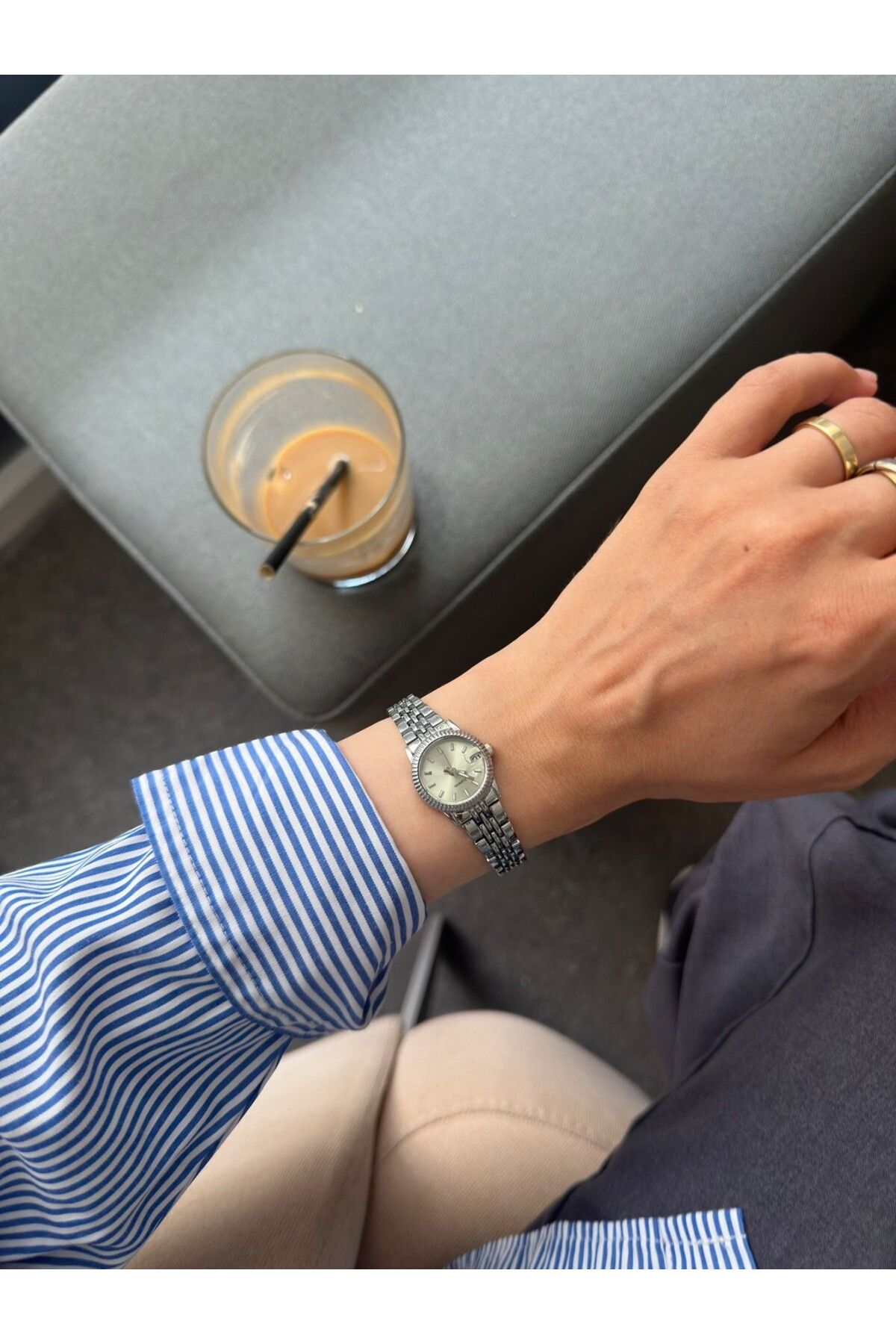 MERW Adrina Model Gümüş Yeşil Renk Metal Kordon Vintage Seri Kadın Kol Saati