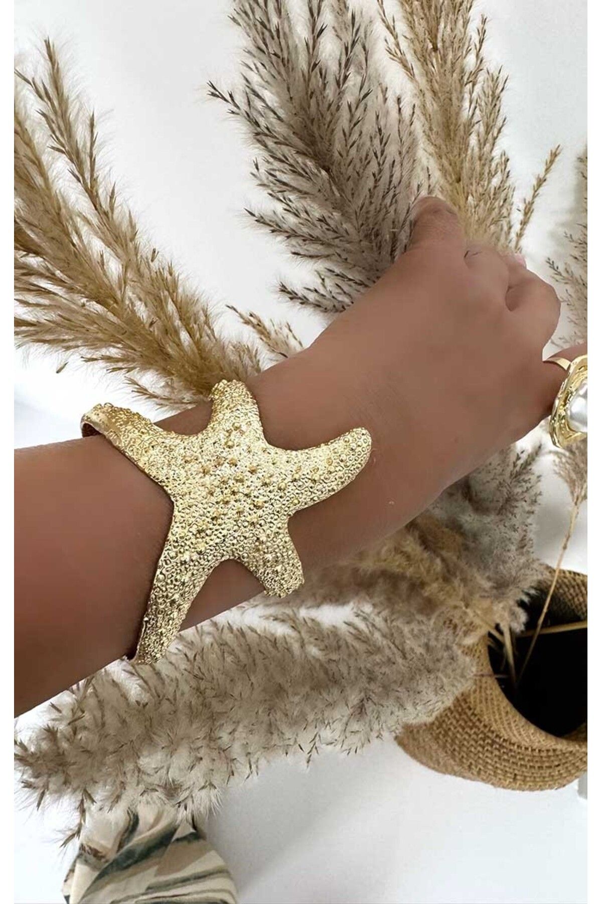 BYP Atelier Deniz Yıldızı Kelepçe Gold