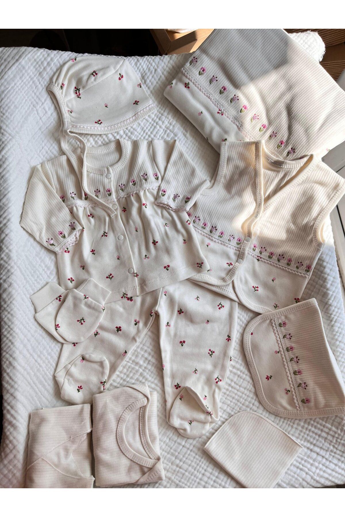 Gaye Bebe Lady 10 Parça %100 Pamuk Hastane Çıkışı Seti Ekru