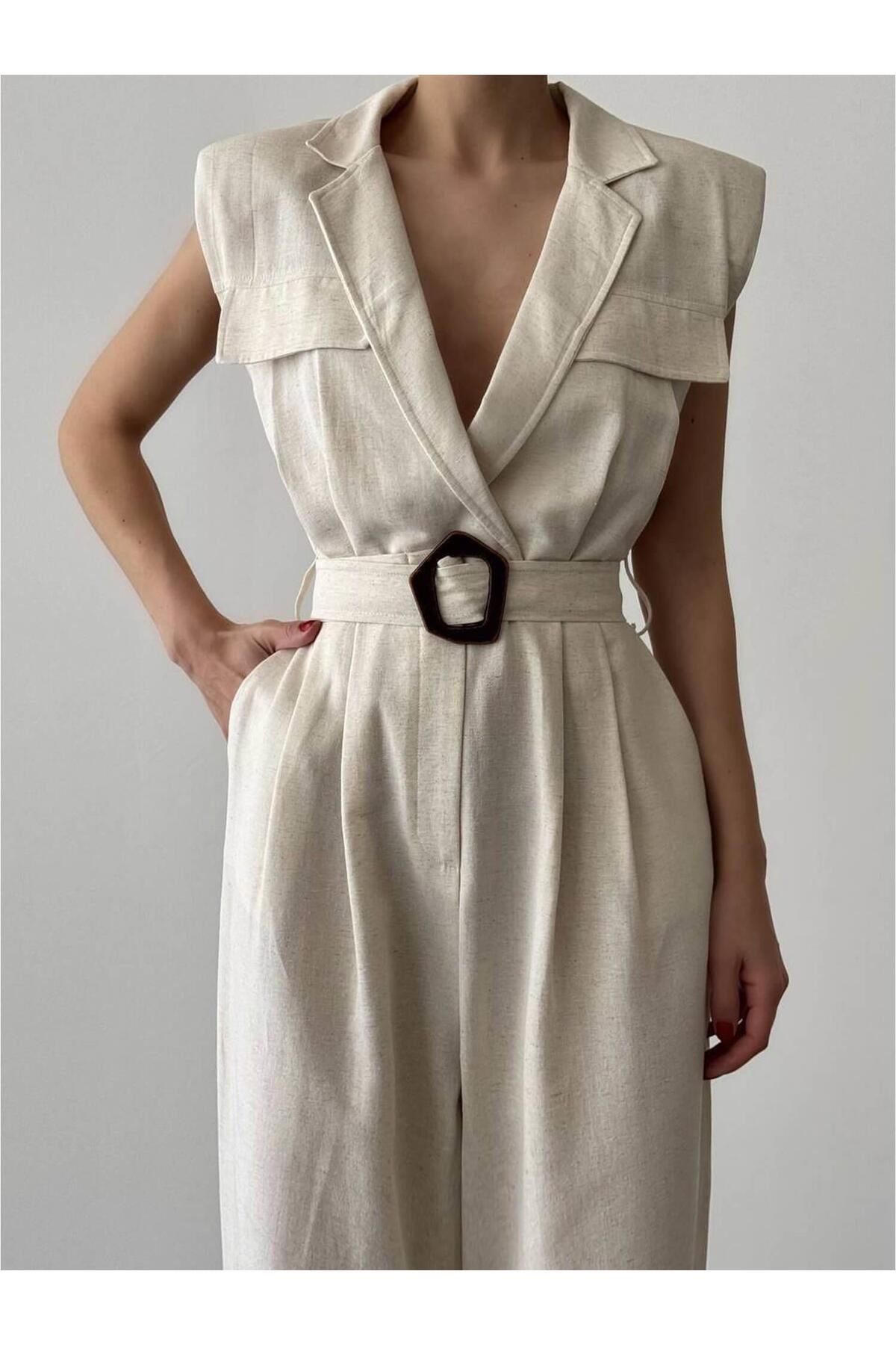 Coral-Belted Padded Sleeveless Jumpsuit Natural 3