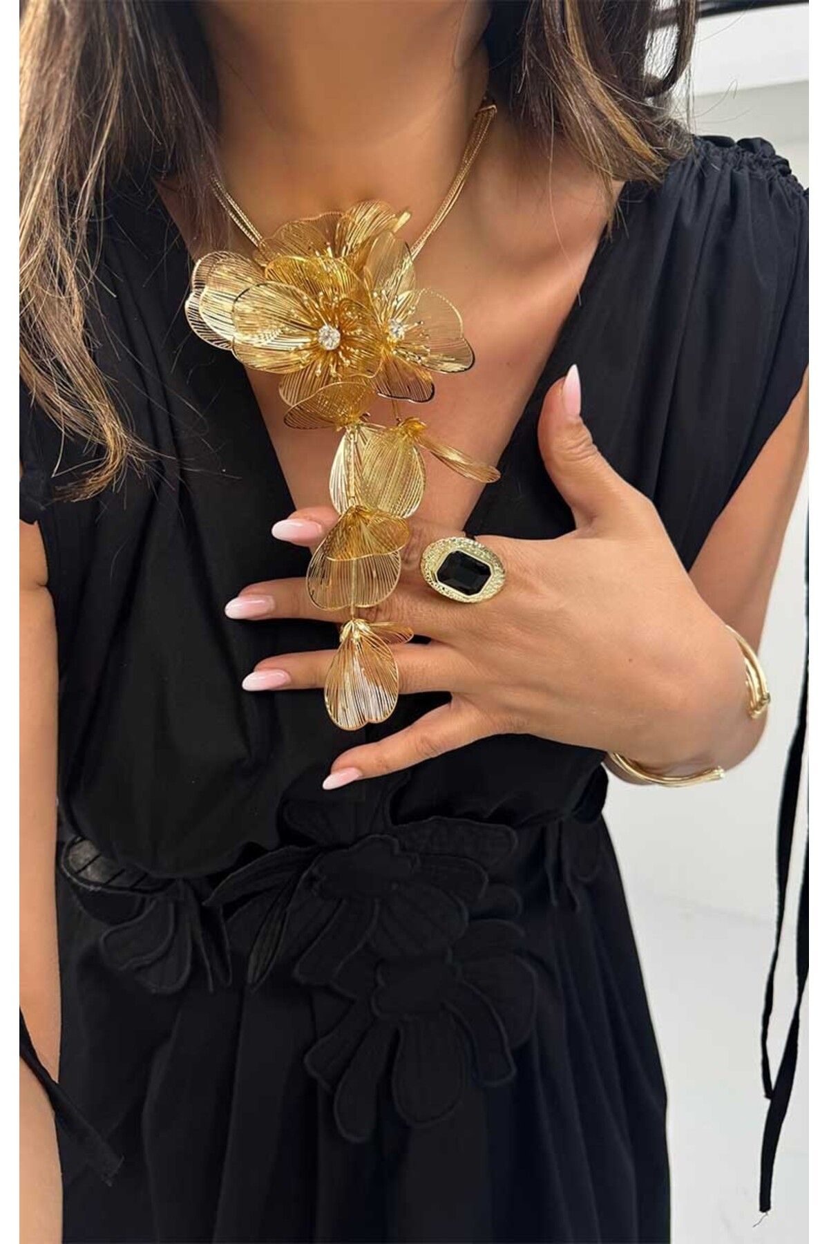 BYP Atelier Zafer Çiçeği Kolye Gold