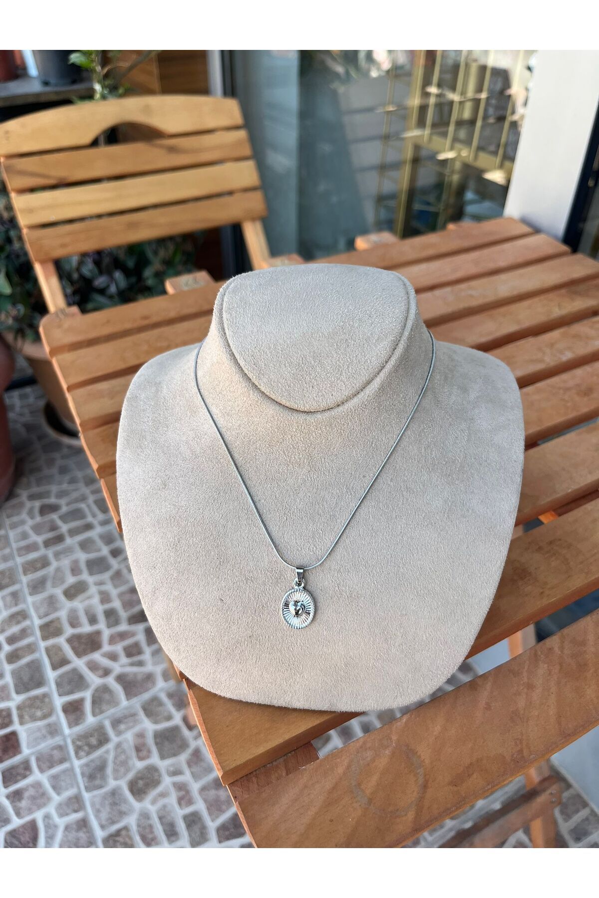 Doras Shine Favori Çelik Kalp Desenli Kolye