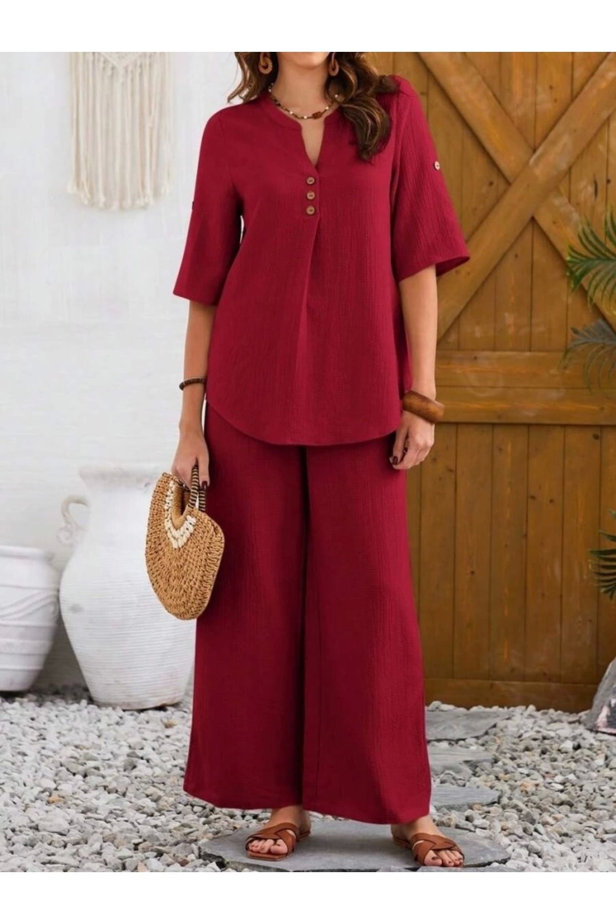 Butik Kadın Kısa Kollu V Hakim Yaka Düğmeli Bürümcük Bluz Ve Pantolon Ikili Takım