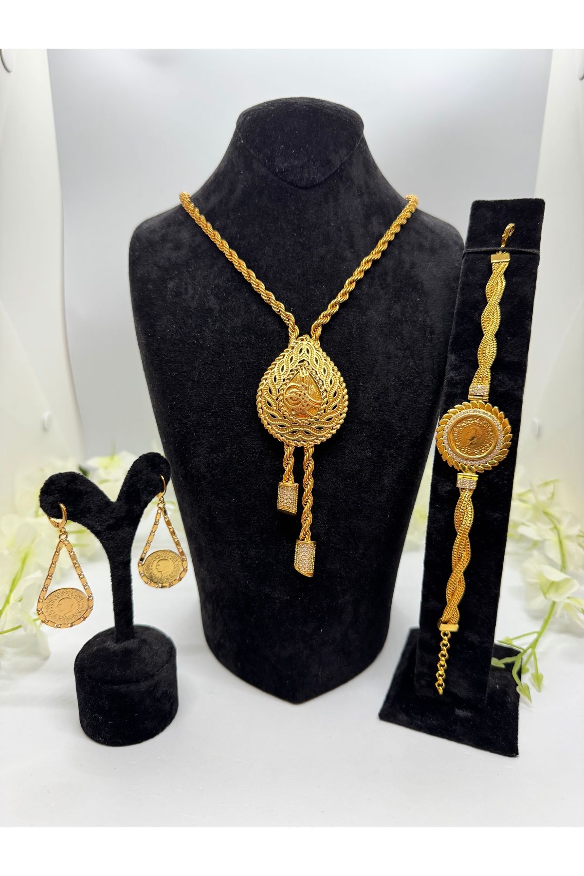 Constanza Exclusive 22 Ayar Altın Kaplama Tuğra Seti Lvd500