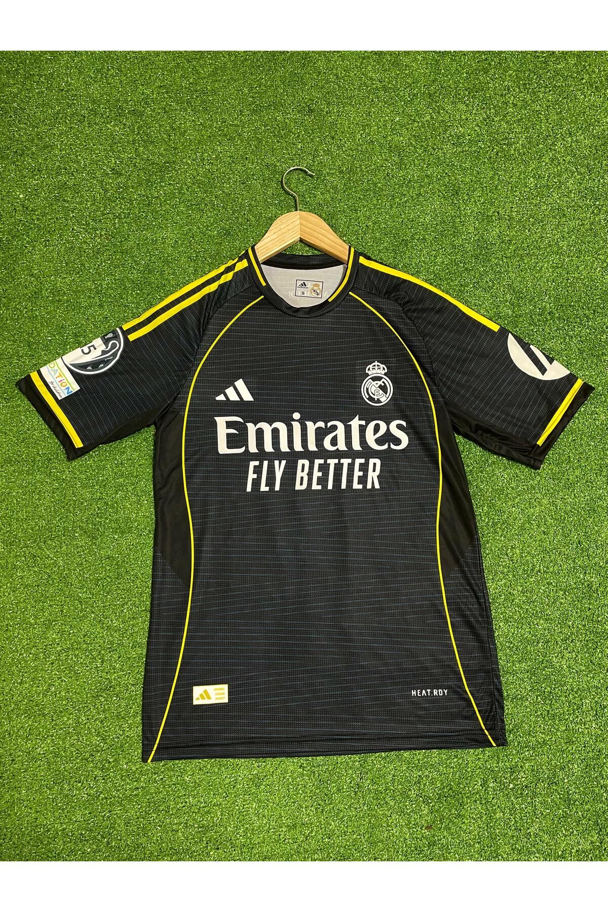 FRAGOLA Real Madrid 2025/26 Sezonu Kylian Mbappe Deplasman Forması (Gri)