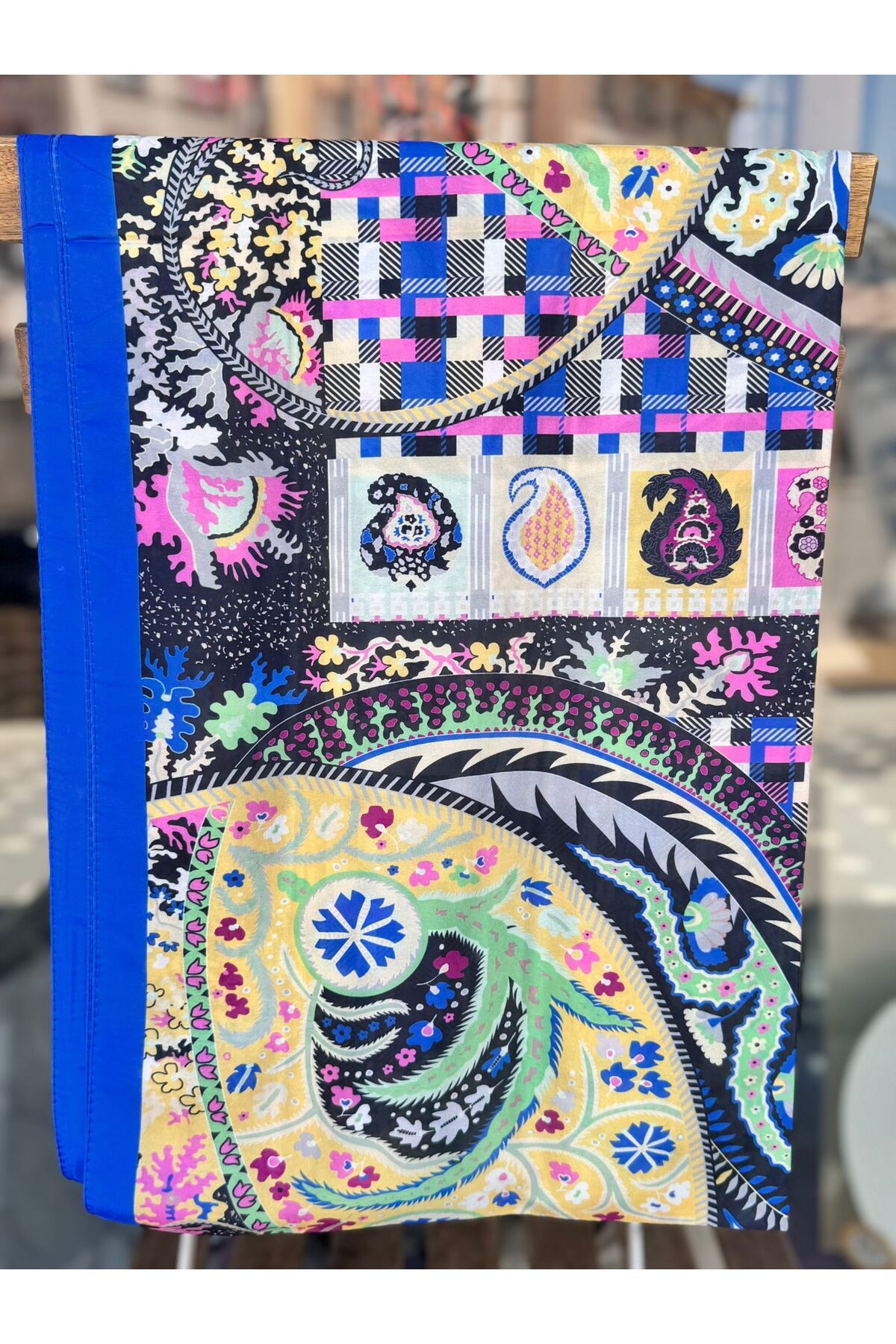 MODA ÇOK RENKLİ MARKA DESENLİ HAYAL ŞAL