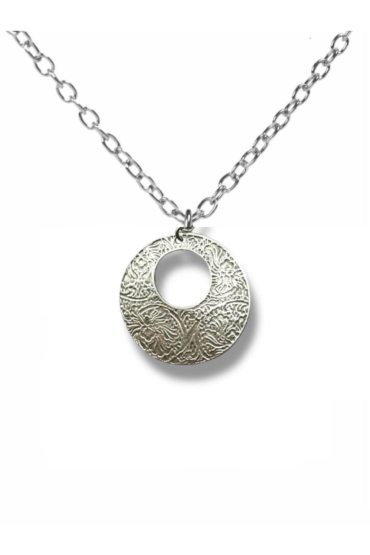 Herşey Nota Circle Charm – Yuvarlak Motifli Unisex Kolye (60 cm Zincirli)