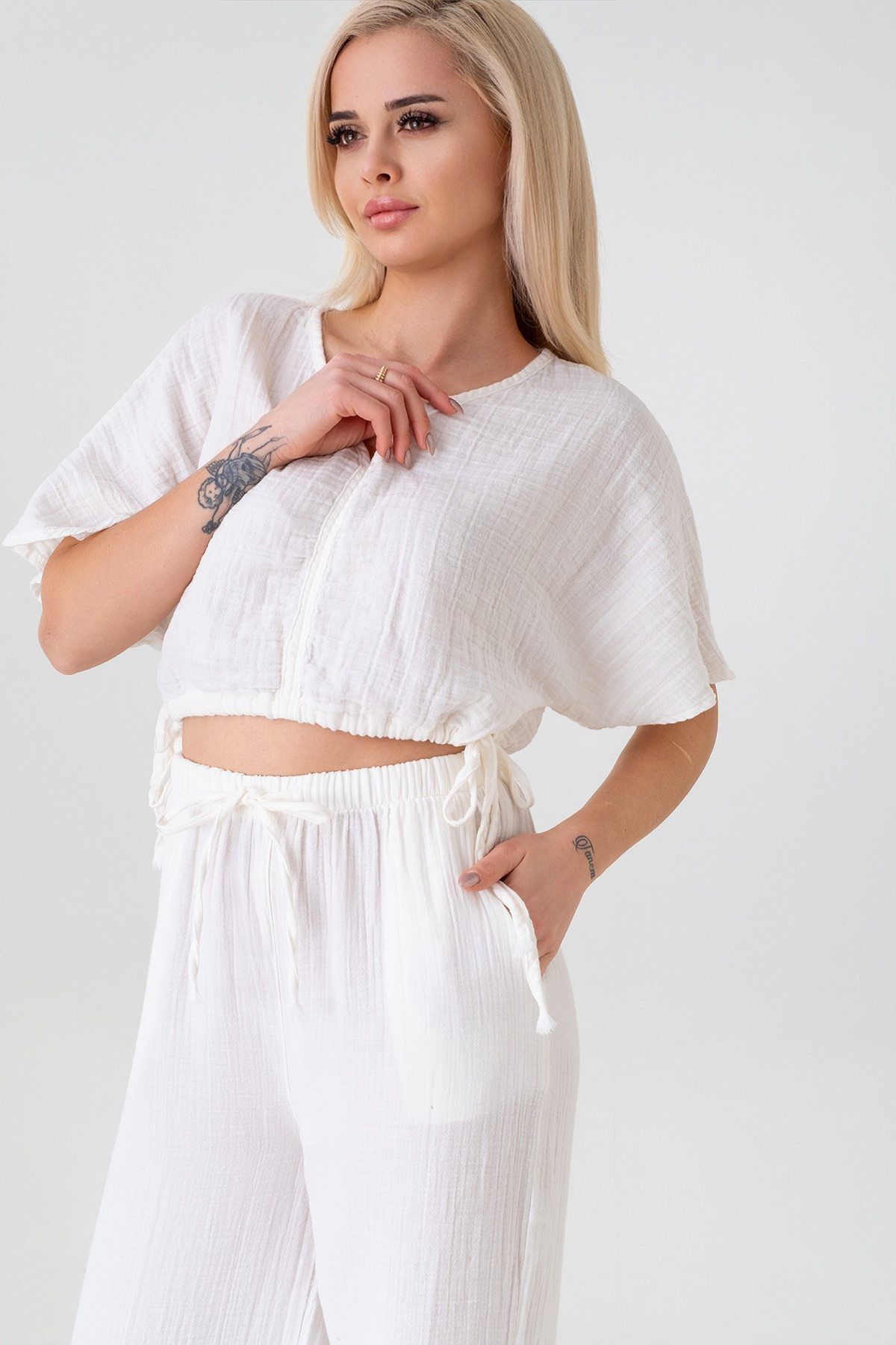 Fashion Showcase Müslin %100 Doğal Kumaş V Yaka Beli Ayarlanabilir Crop Beyaz
