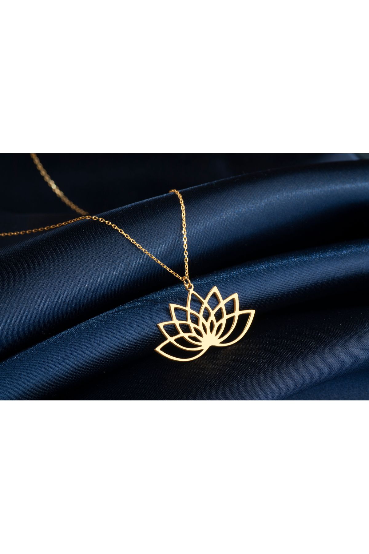 DIZY SILVER Lotus Çiçeği Kolye • Spiritüel Sembol • Altın Kaplama 925 Gümüş