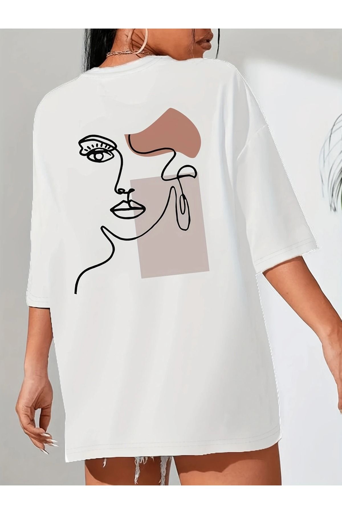 WOODROFFE Kadın Çizgi Sanatı Portre Sırt Baskılı Siyah Beyaz T-shirt Oversize Salaş