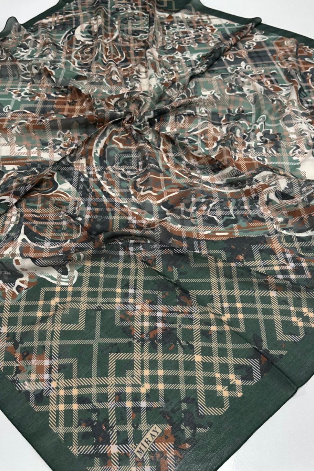 İLKYAZ 120x120 Etnik Desenli Büyük Boy Eşarp Pamuklu Eşarp Büyük Boy Ekose Eşarp Zümrüt