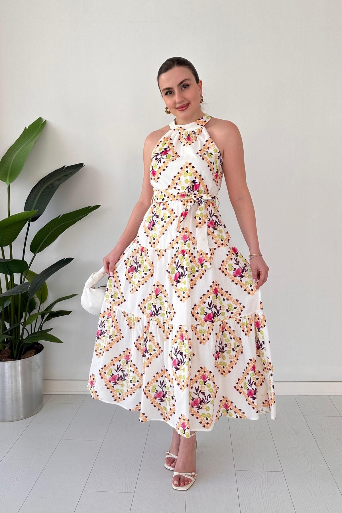 MaziButik Astarlı Halter Elbise Pembe