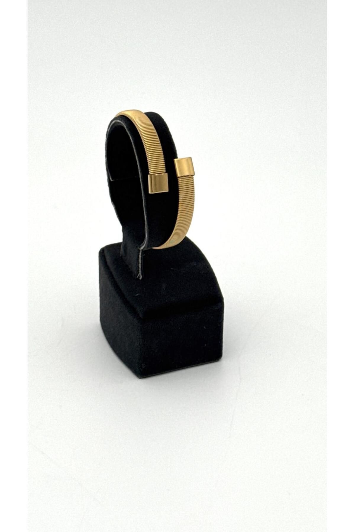 ELİOSA Gold Spiral Çapraz Duruş Kararmaz Çelik Kelepçe Bileklik