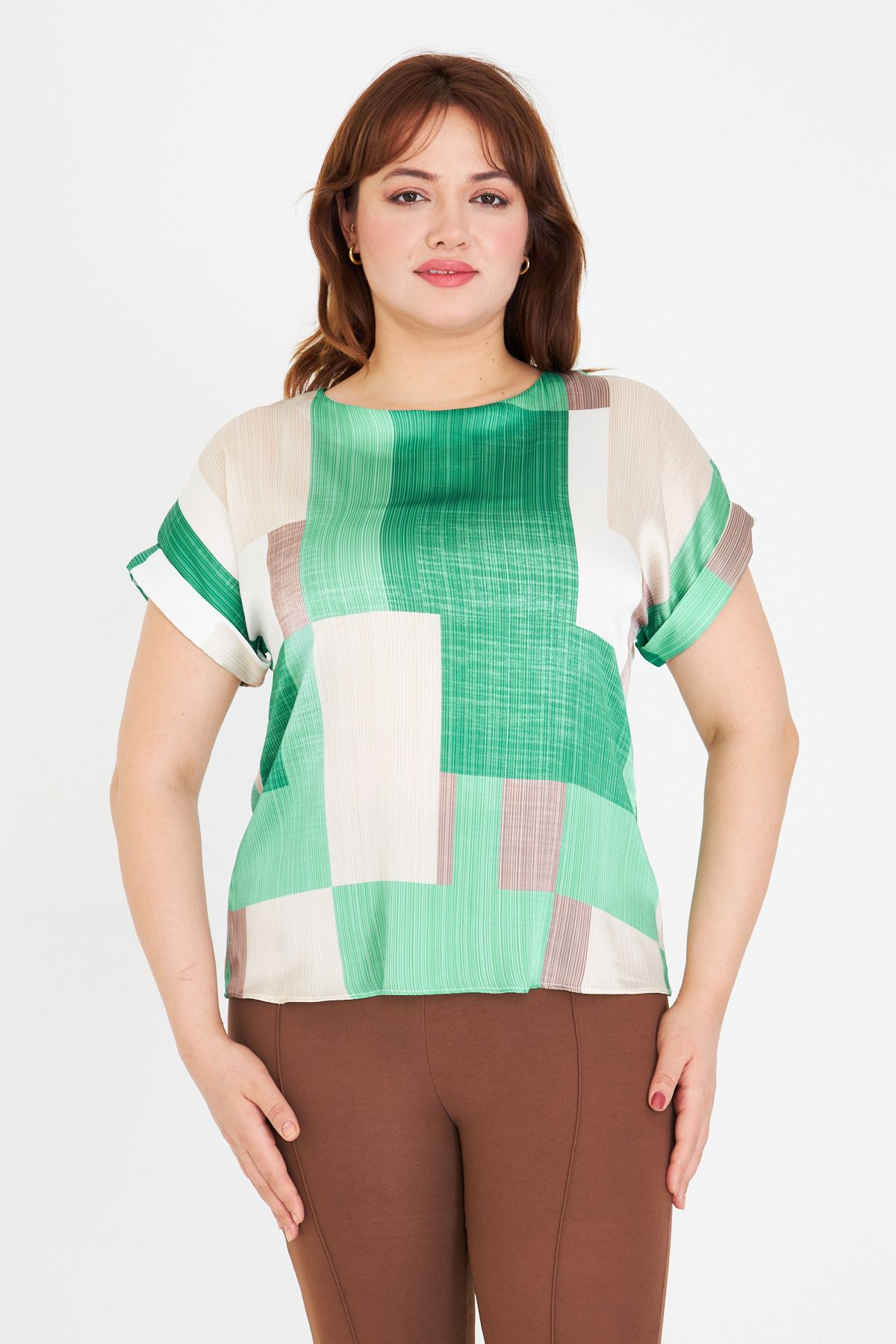 UNIQUE LADY Kadın Kısa Kollu Yoryo Saten Bluz - Geometrik Patchwork Desenli