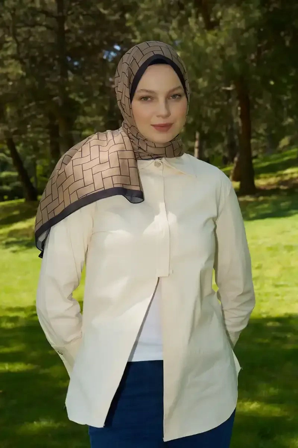 Madame Polo Hyper Geometrik Desen Şal - Camel