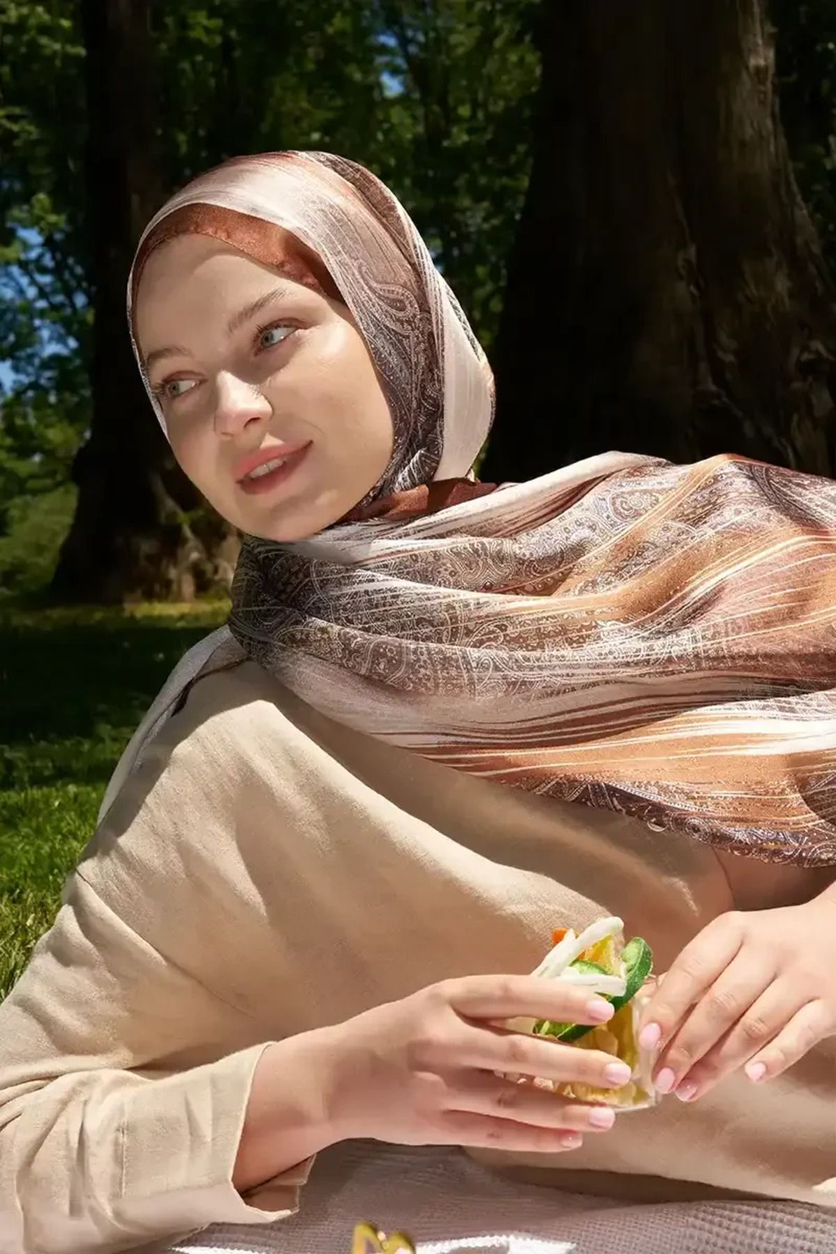 Madame Polo Crystal Hola Desen Şal - Kahverengi