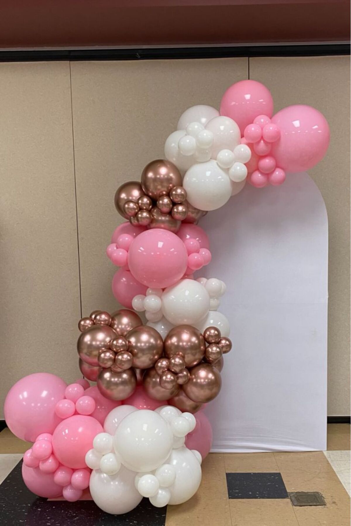Parti Düşleri Doğum günü - Nişan - Düğün Balon Zincir Seti ( 105 adet balon ve zincir aparatı)