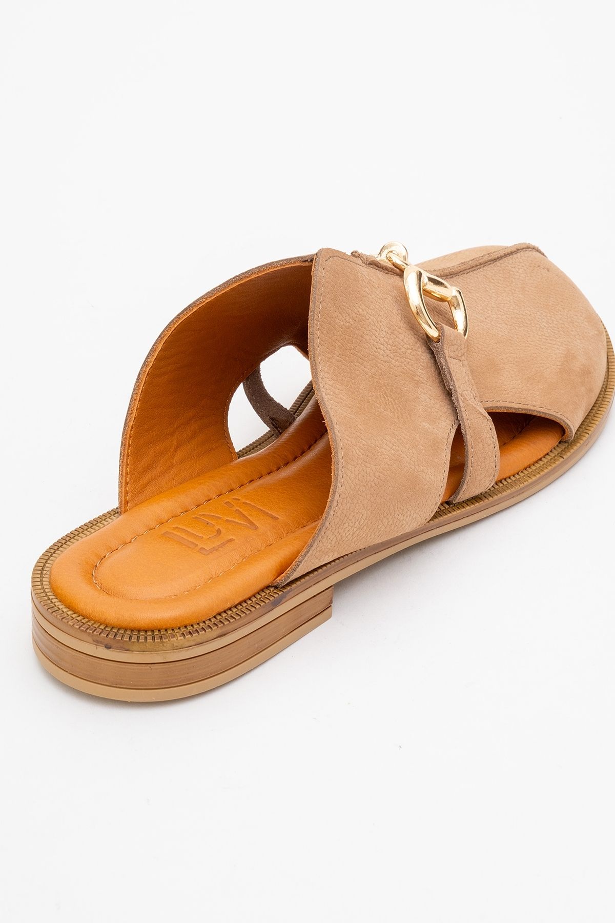 LuviShoes-Γυναικείες παντόφλες FAVOR Μπεζ αγκράφα από γνήσιο δέρμα κλειστό μπροστά 5