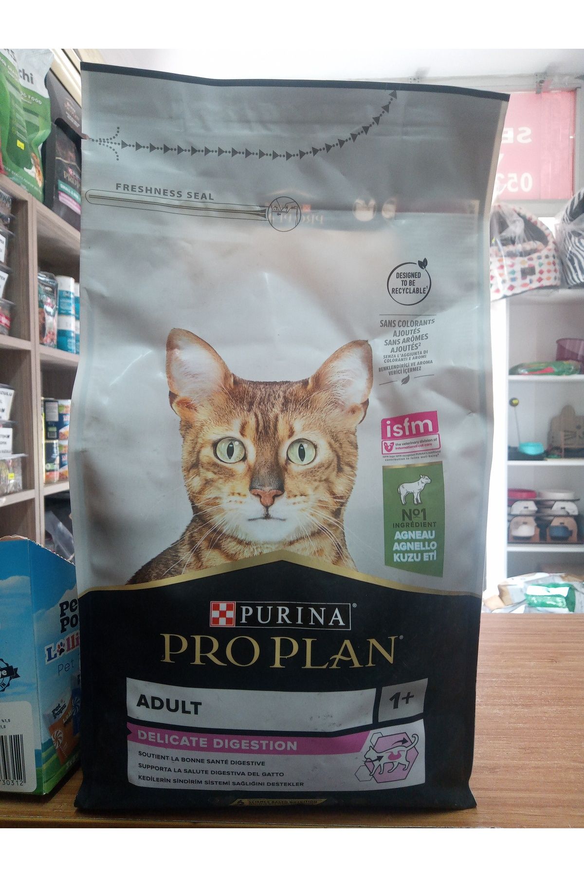 Pro Plan KUZU ETLİVE PİRİNÇLİ KURU KEDİ MAMA 1.5 KG