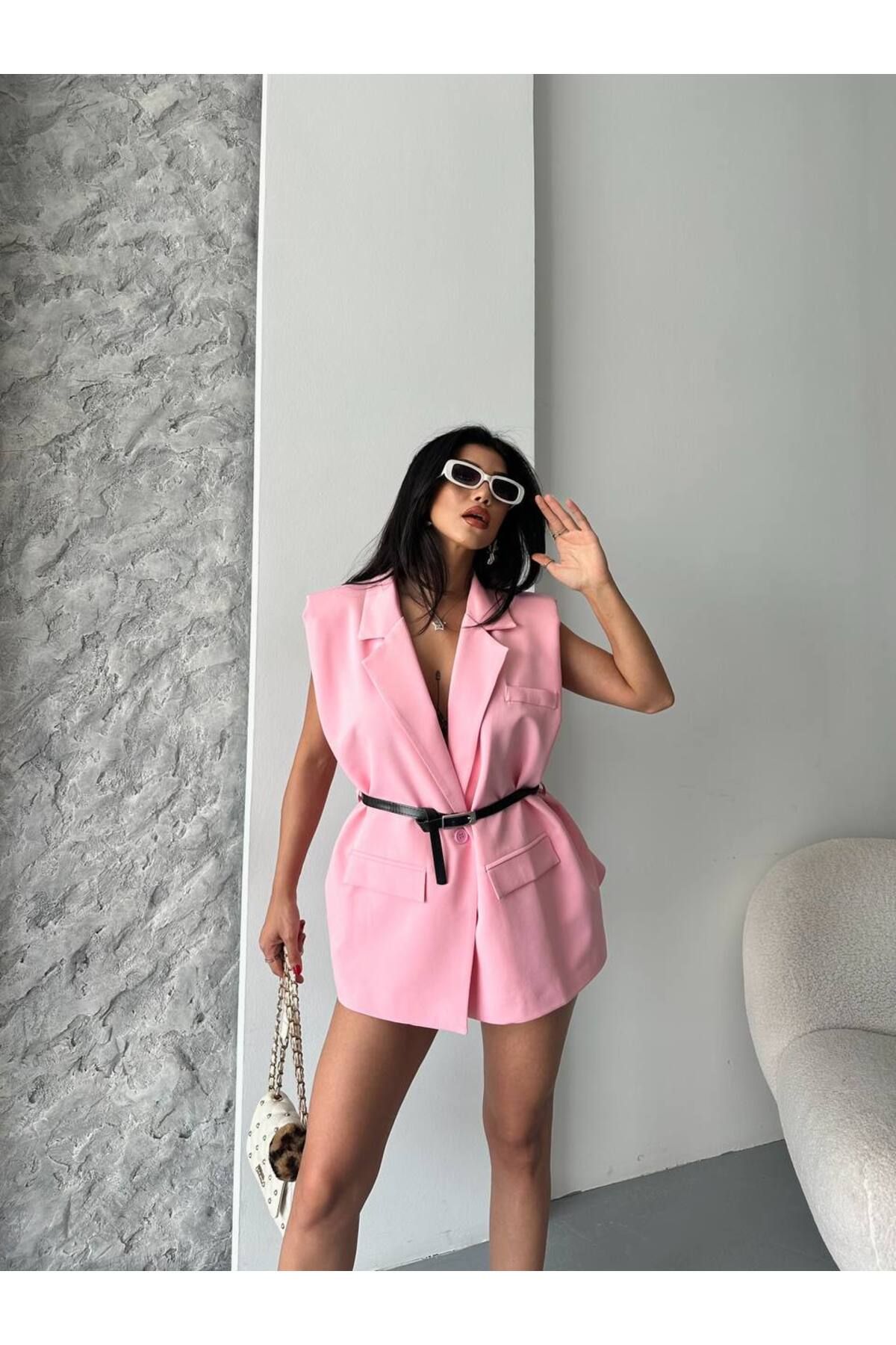 IHLAMURLAR TEKSTİL Kemer detay oversize yelek