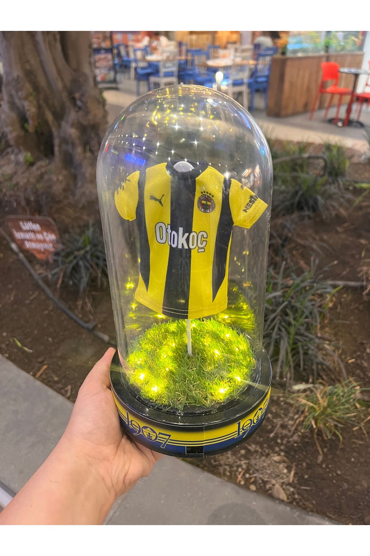 faal gift shop Fenerbahçe Minik Forma koleksiyonluk sergi standı ışıklı