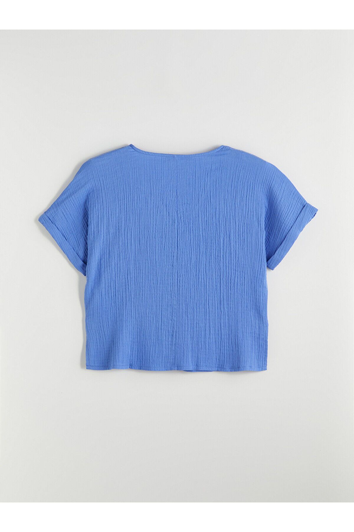 LC Waikiki-V-Neck Textured Muslin Blouse with Bow on the Front 6