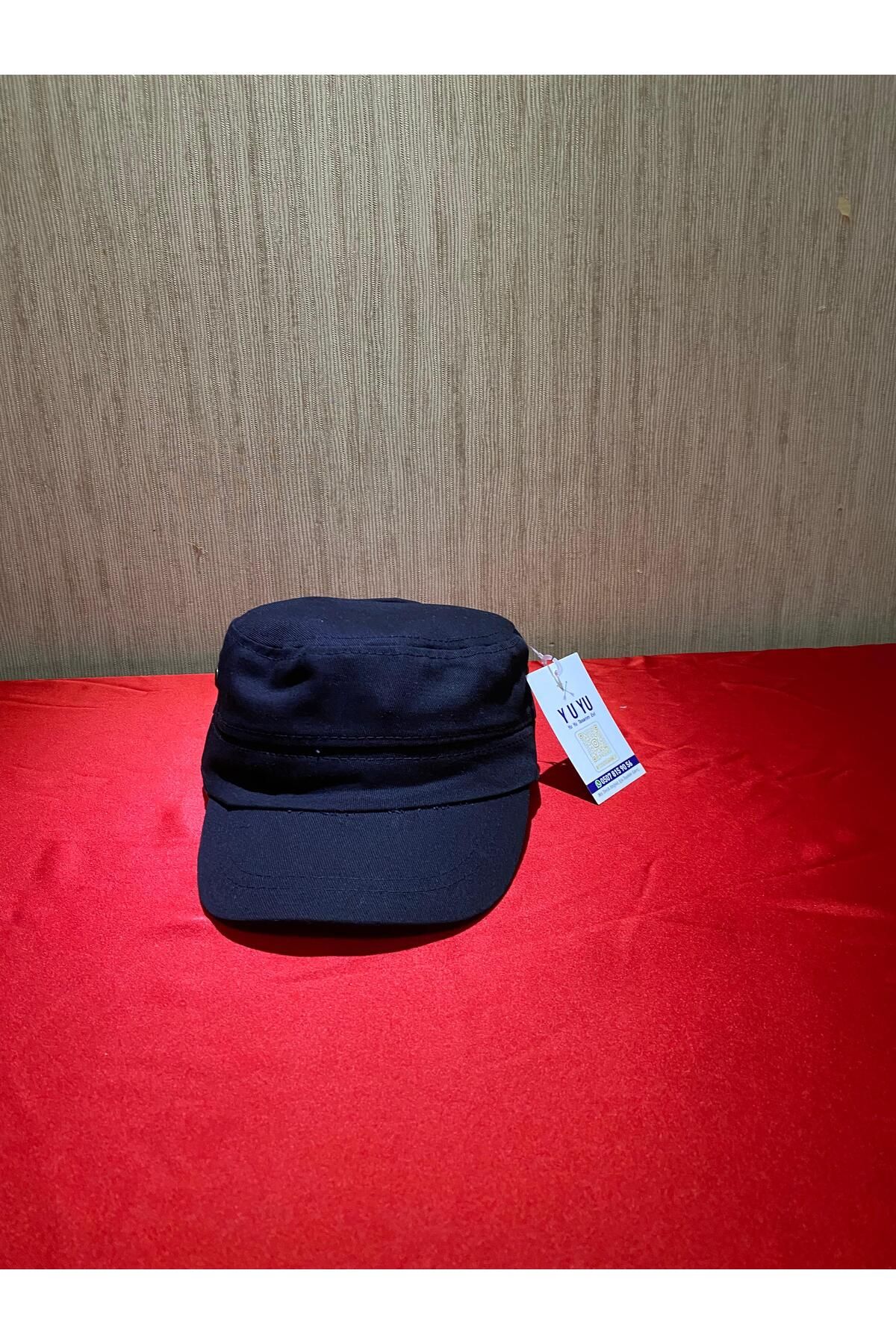 MODA YuYu Noir Cap