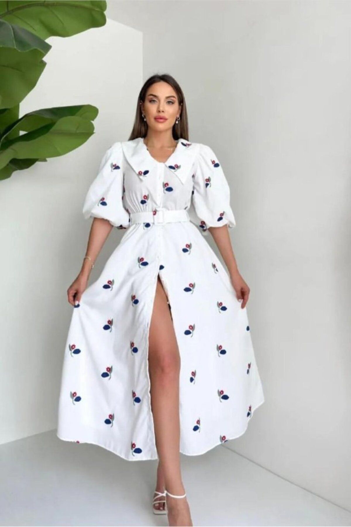 ETİLER COLLECTION Kırmızı Yakası Çiçek Motifli Kemerli Elbise