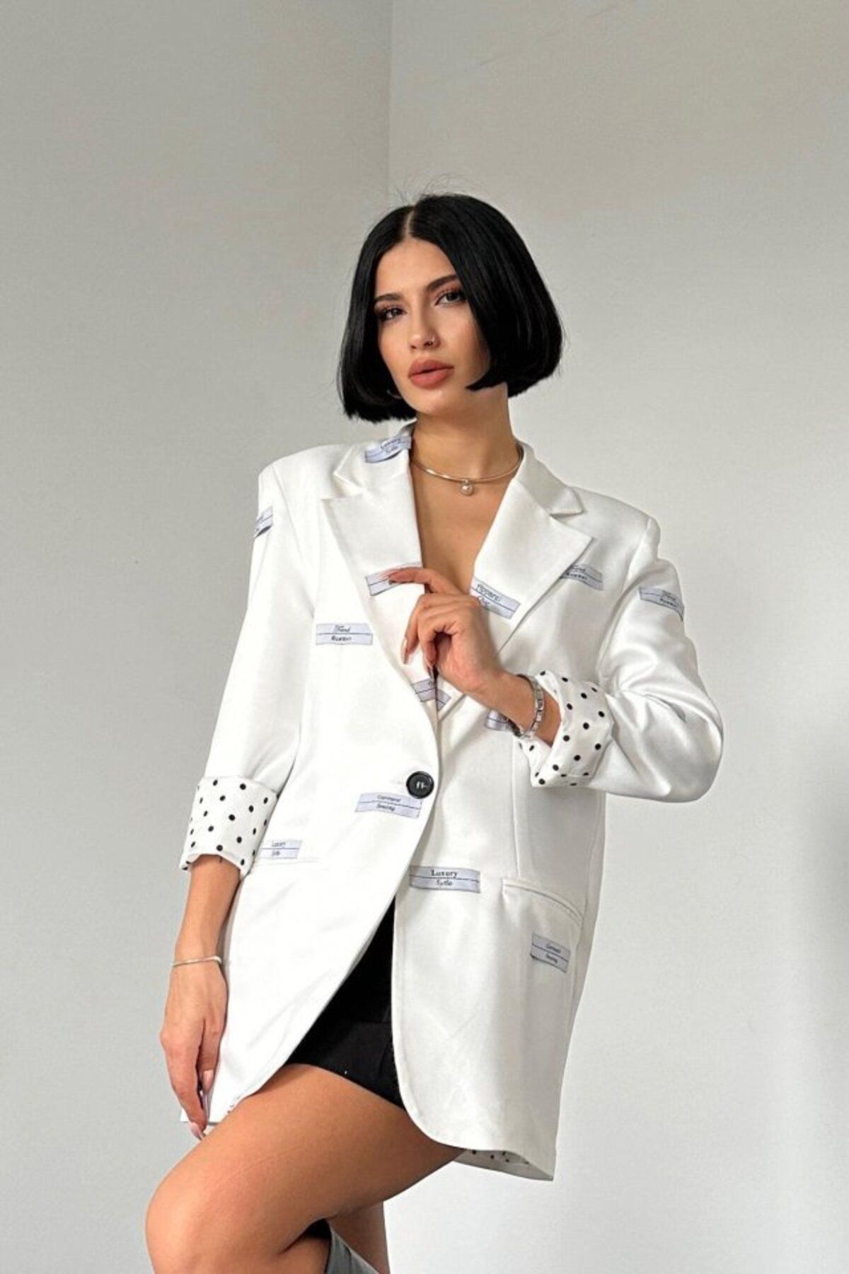 ETİLER COLLECTION Ekru Etiket Detaylı Ceket