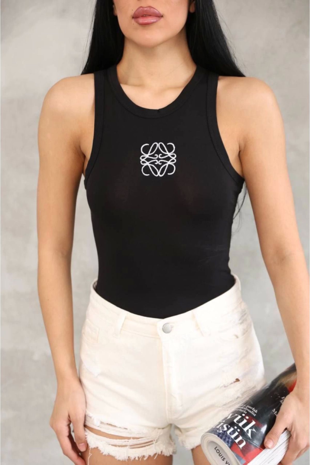 ETİLER COLLECTION Kolsuz Nakışlı Badi Bluz - Siyah