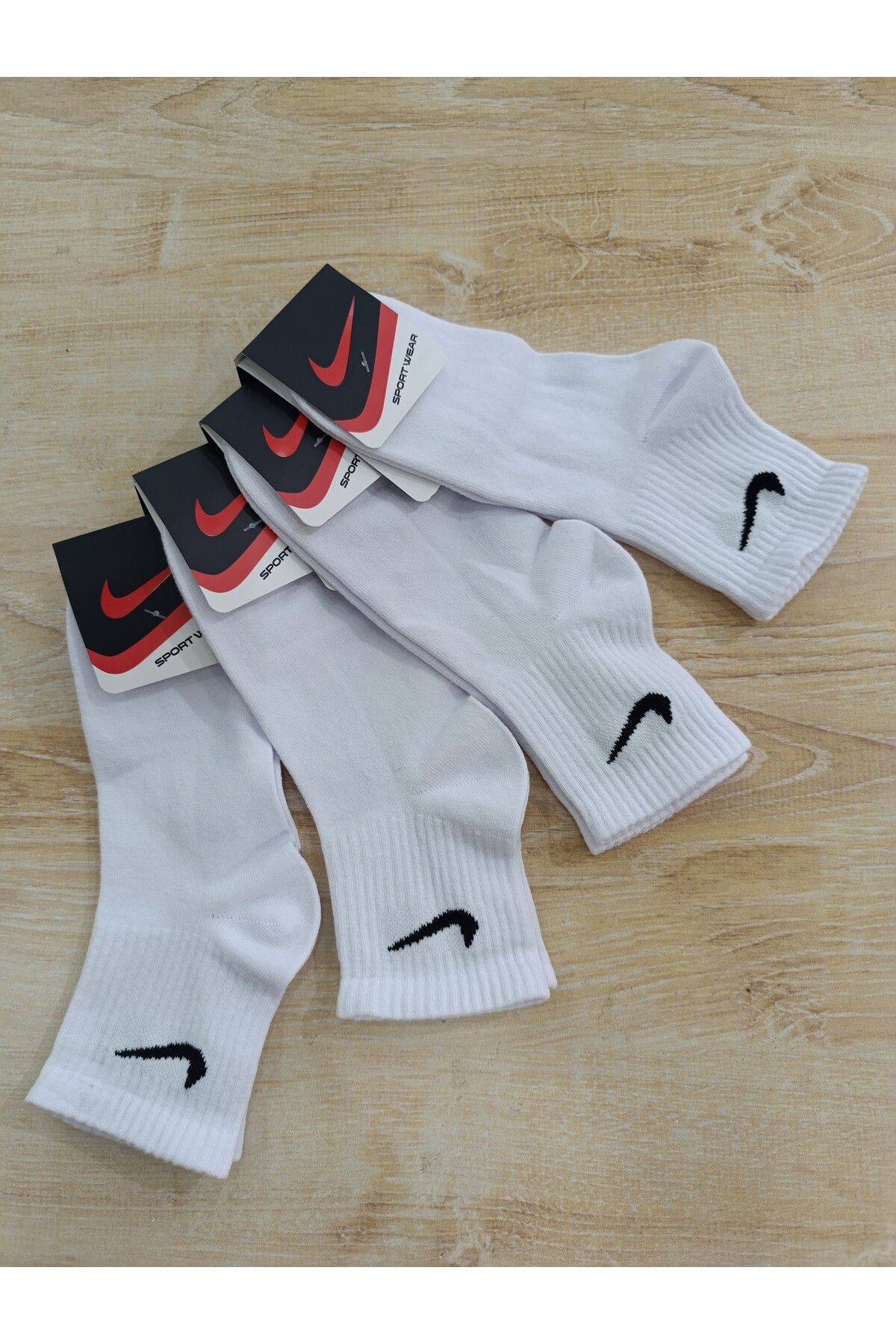 ÜNLÜ ÇORAP SPOR KISA KONÇ COTON DİKİŞSİZ YIKAMALI PARFÜMLÜ 41-44