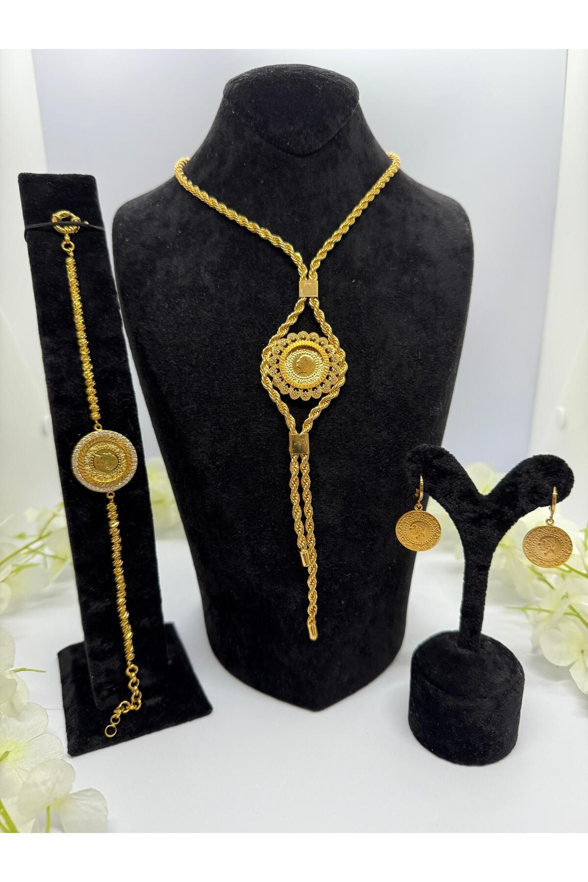 Constanza Exclusive 22 Ayar Altın Kaplama Burgu Zincirli Tuğralı Motif Set Kolye,Bileklik,Küpe Lvd524