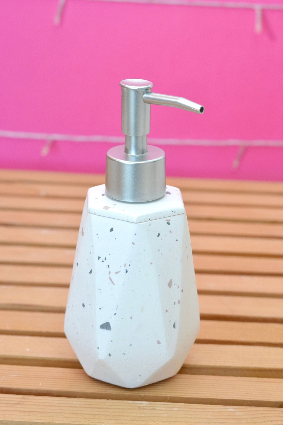 Bİ DOLU DÜKKAN Karışık Renkli Terrazzo Desenli Sıvı Savunluk | Mat Pompalı Sabunluk | Banyo Aksesuarı