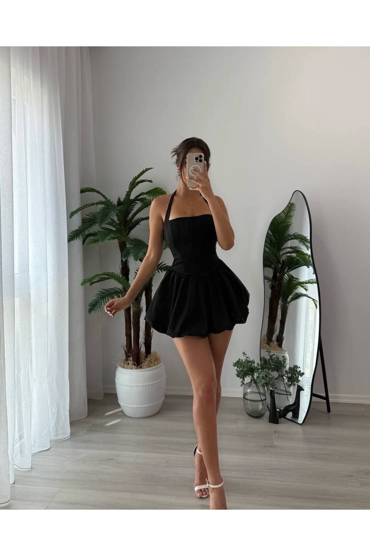 Friday Mood Kadın Bağlama Detaylı Mini Balon Etek Elbise
