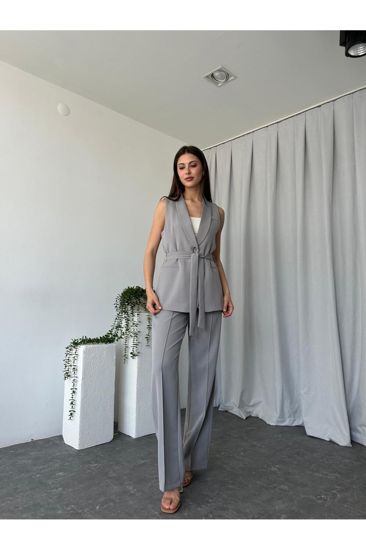 EFSUN MODA KADIN LEİLA YELEK PANTOLON TAKIM ASTARLİ KUŞAKLI