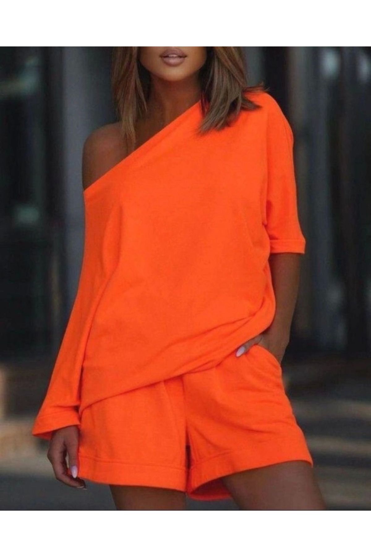 Butik Kadın Kayık Yaka Salaş Iki Iplik Bluz Ve şort Ikili Takım