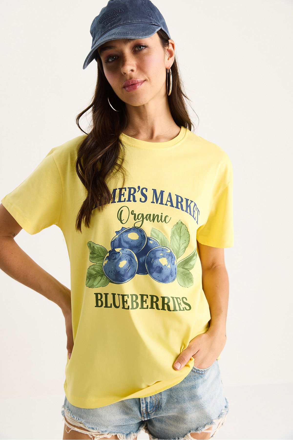 Bianco Lucci Kadın Blueberries Baskılı Bisiklet Yaka %100 Pamuklu T-Shirt 6702 60283451