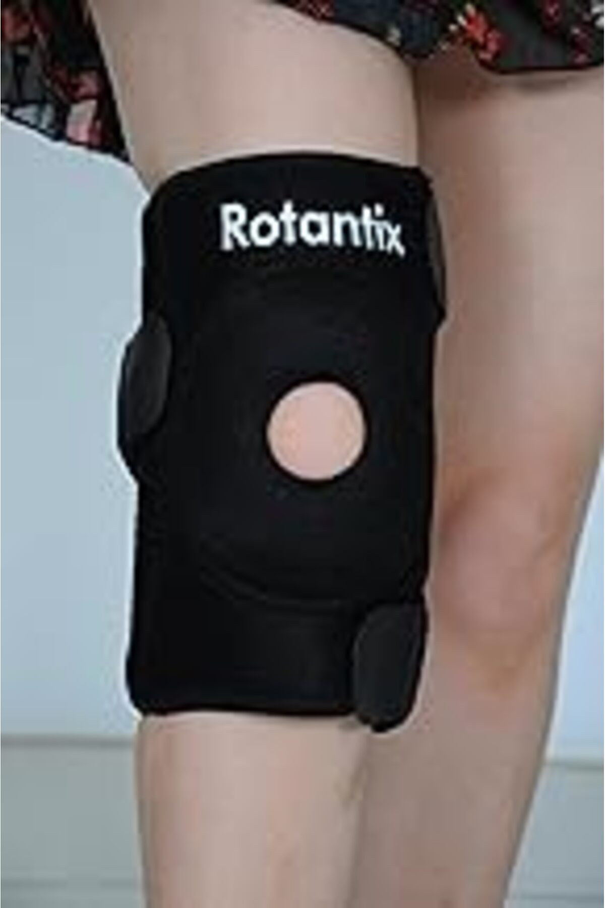 Karachil Rotantix Medikal Siyah Patella Destekli Dizlik