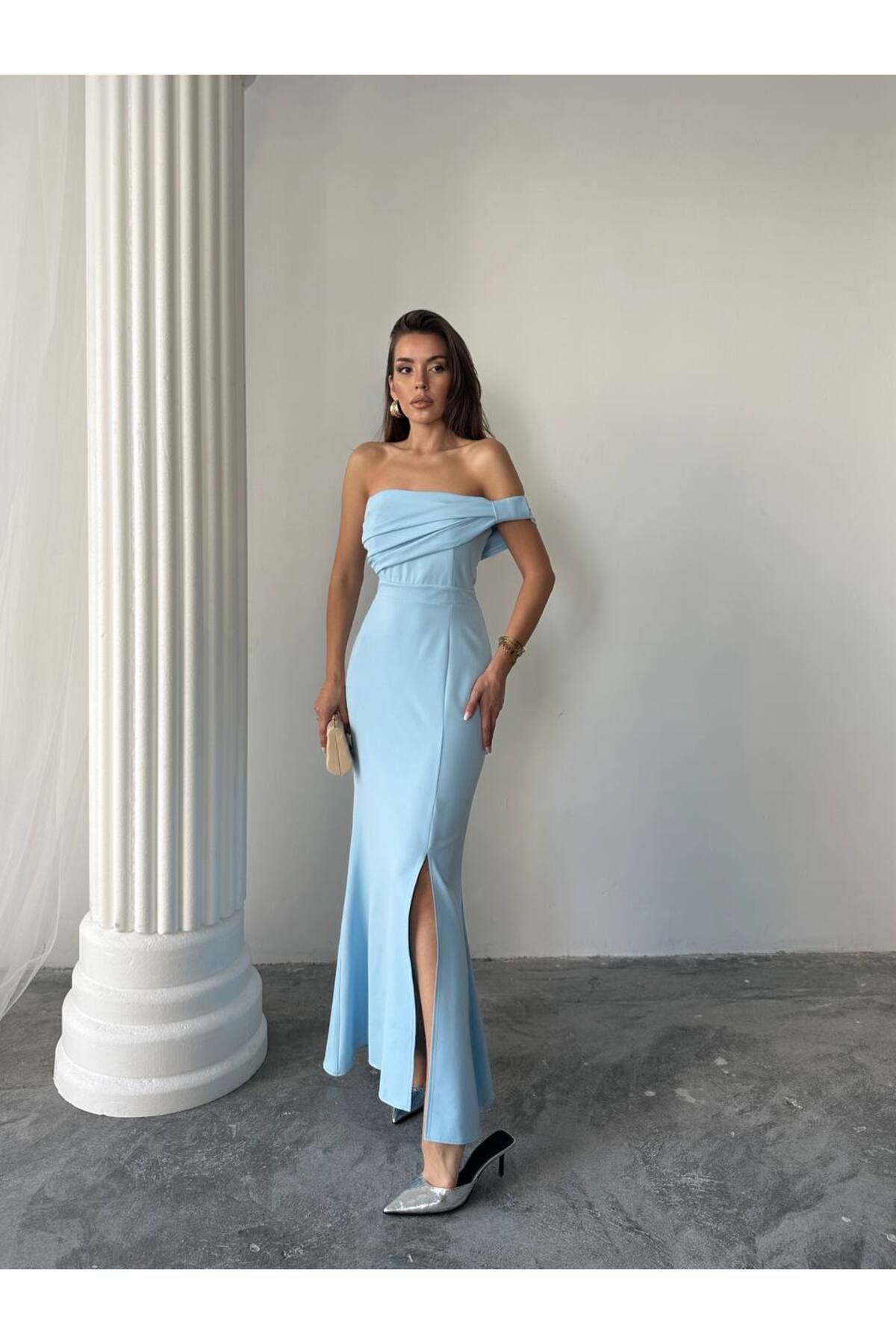conconmoda Aura Yırtmaçlı Uzun Elbise