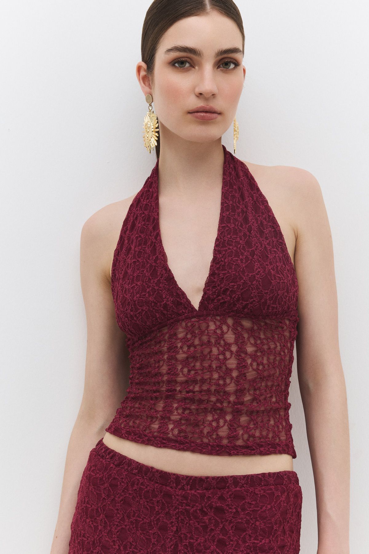 No Matter What Dantelli Halter Yaka Bağlamalı Crop Bluz