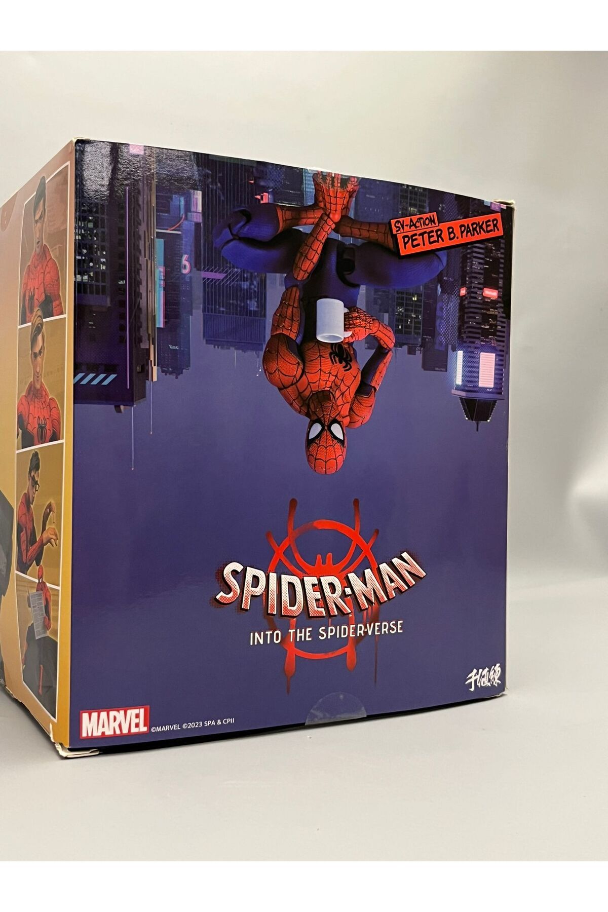 MARVELL İnto The Verse Figür Oyuncak MARVEL