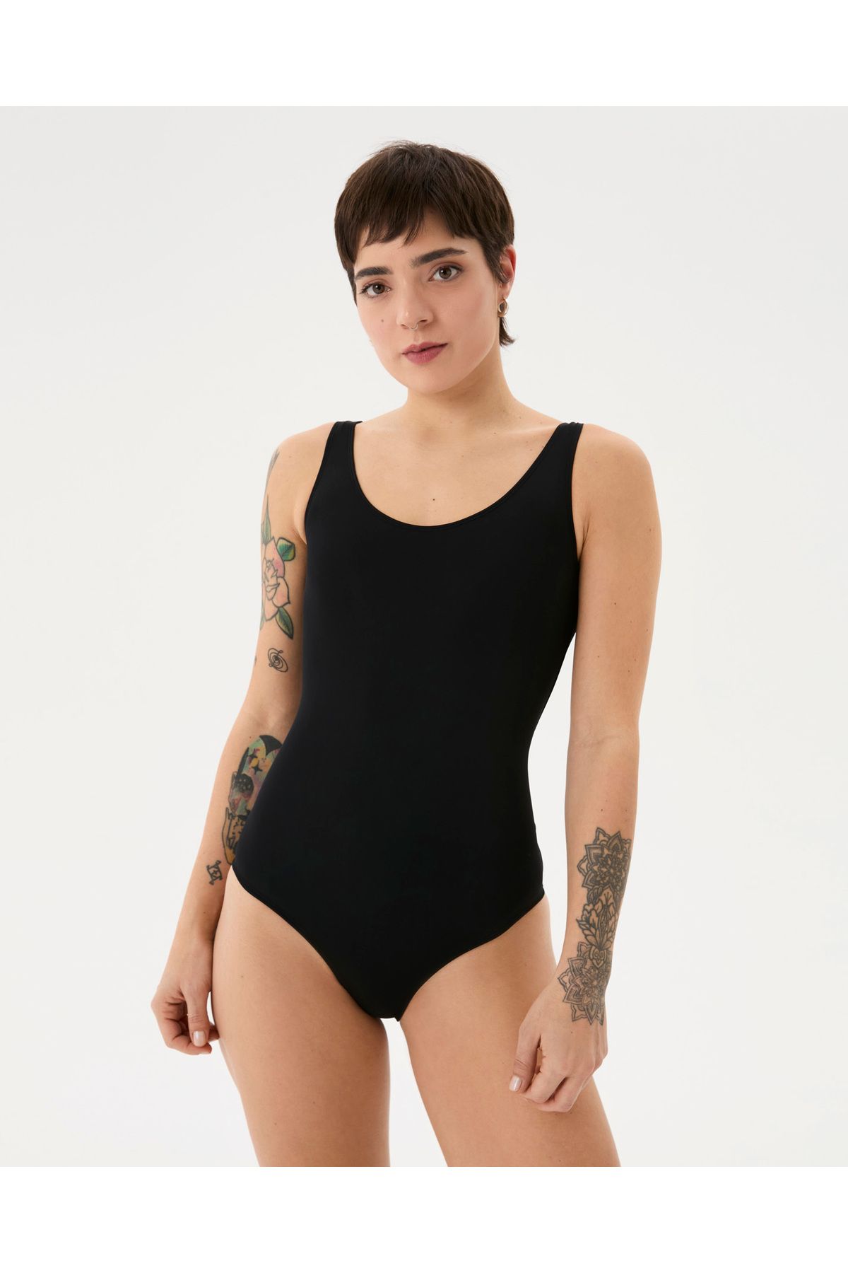 Ayma Active Siyah Low Back Mayo