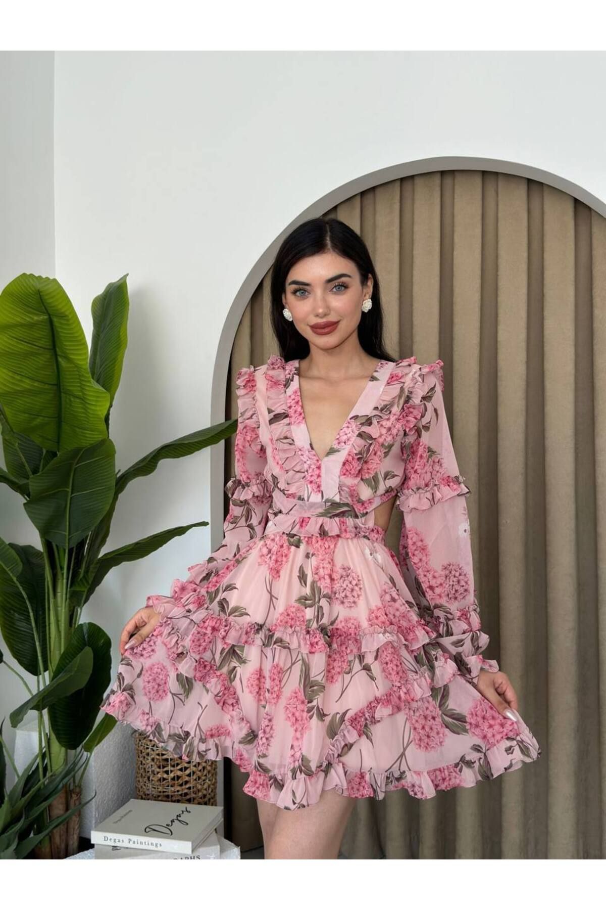 ETİKAFASHION Sırt Dekolteli Çiçek Desenli Mini Şifon Elbise