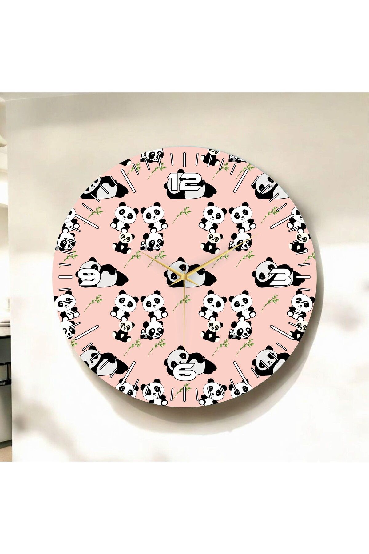 AA Shop Pembe Renkli Baskı Panda Desenli Sayılı Hediyelik Ahşap Sessiz Duvar Saati 50cm