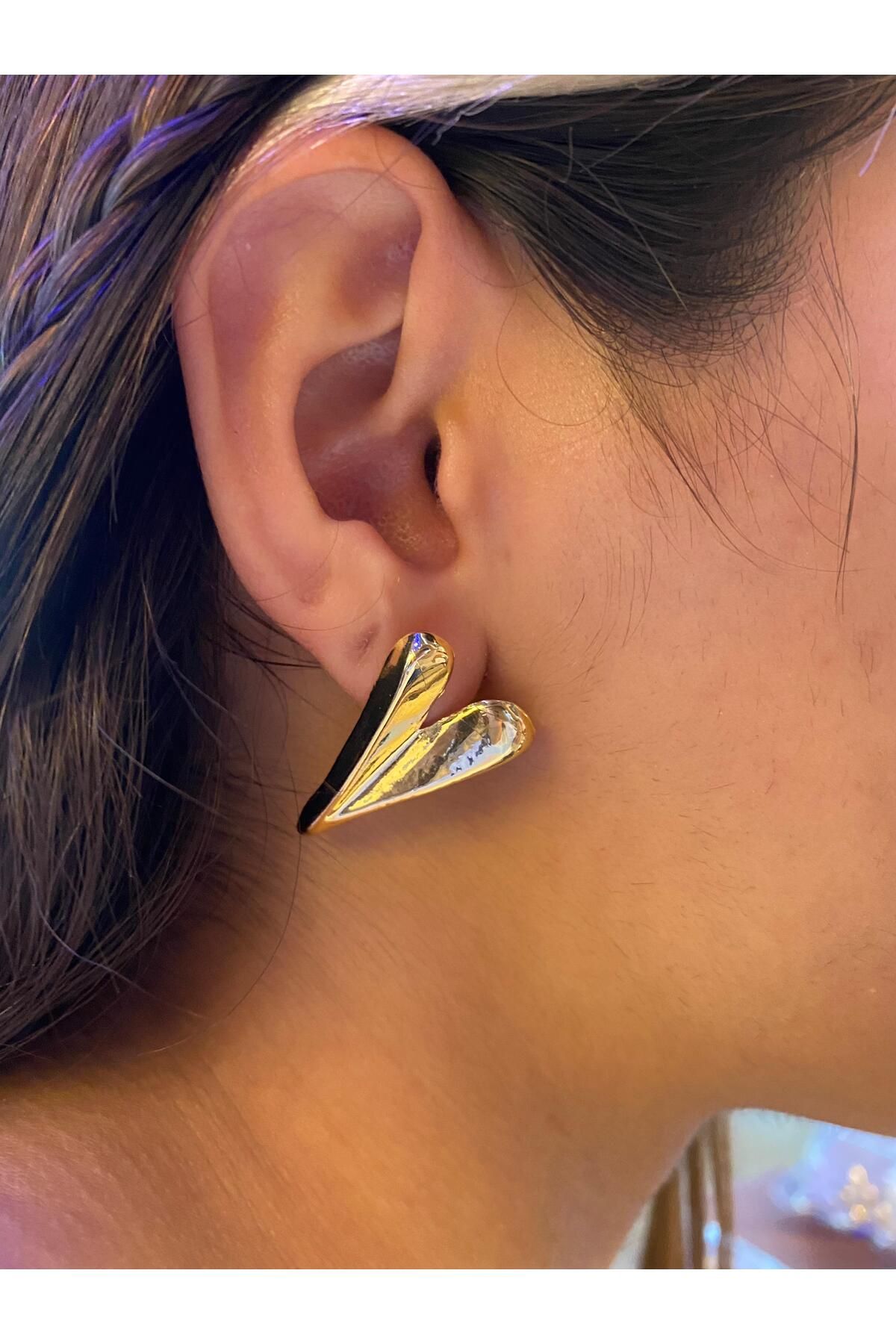ekbyz Küpe Gold Keskin Kalp
