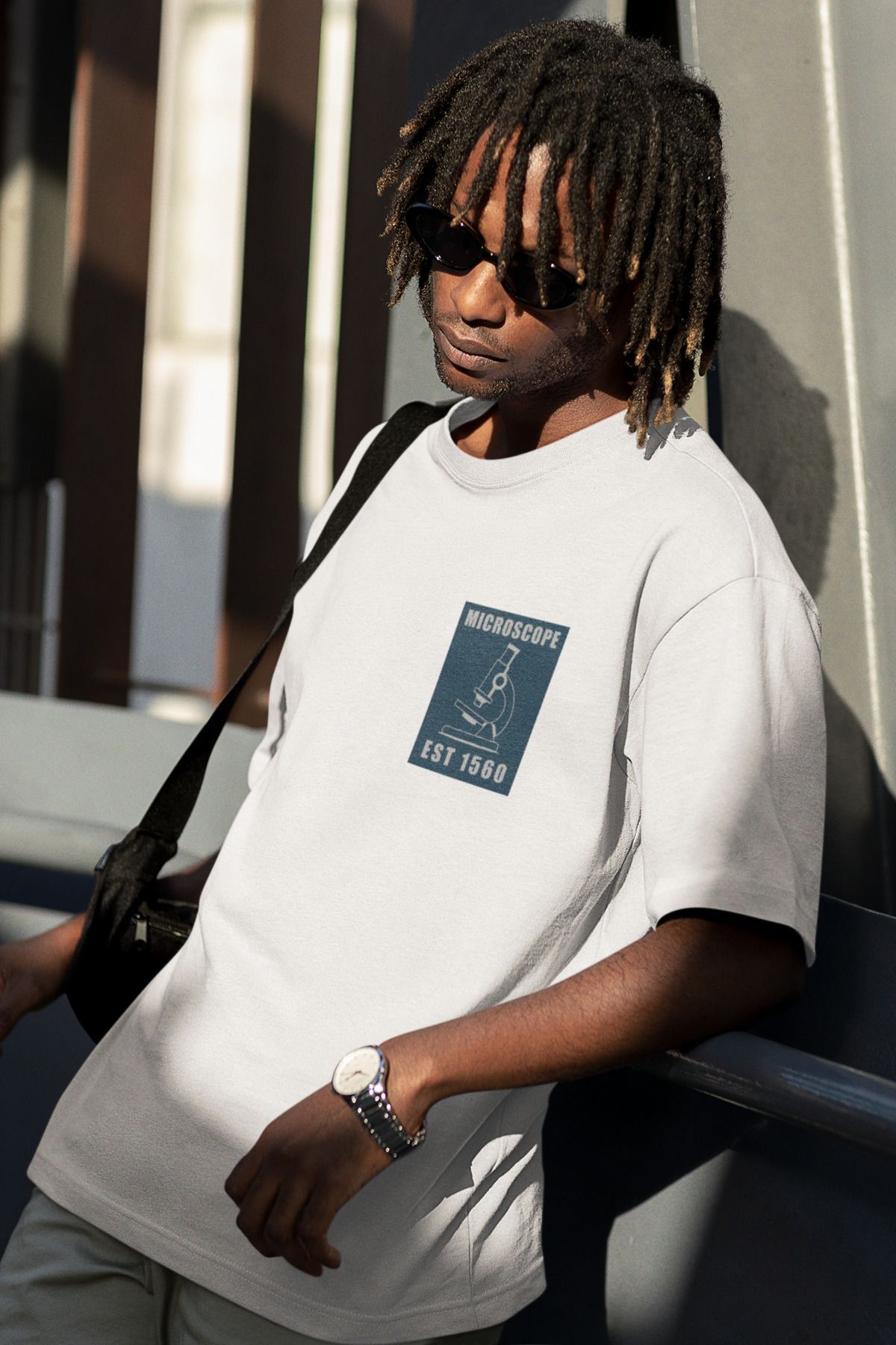 Uniquetex NUBENSE / MİKSE-11 - Oversize Unisex Mikroskop Baskılı Beyaz Bisiklet Yaka T-shirt (Bilim Tişört)