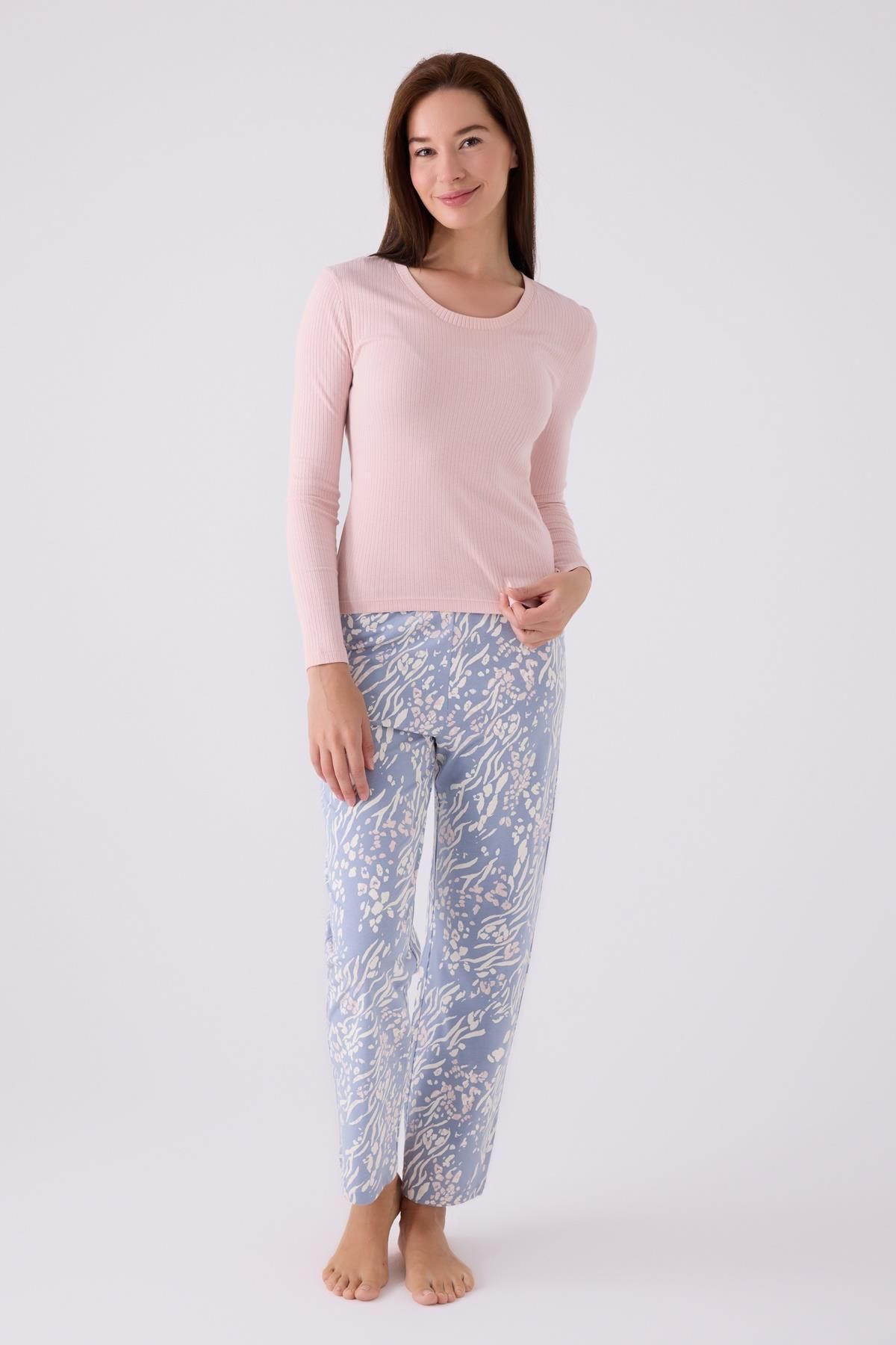 Arnetta Kadın Pembe Yuvarlak Yakalı Uzunkol Pijama Takım