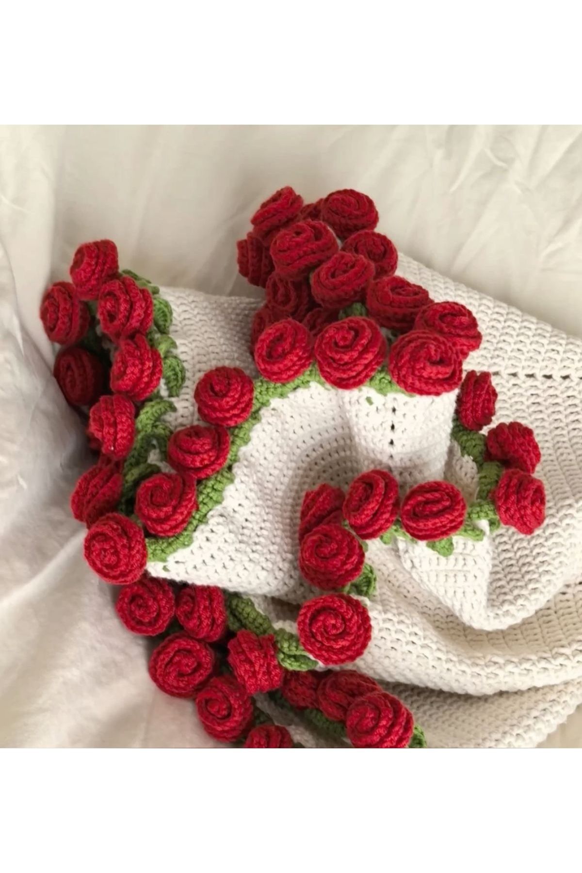 ZAHandmade Kırmızı gül buketi şal