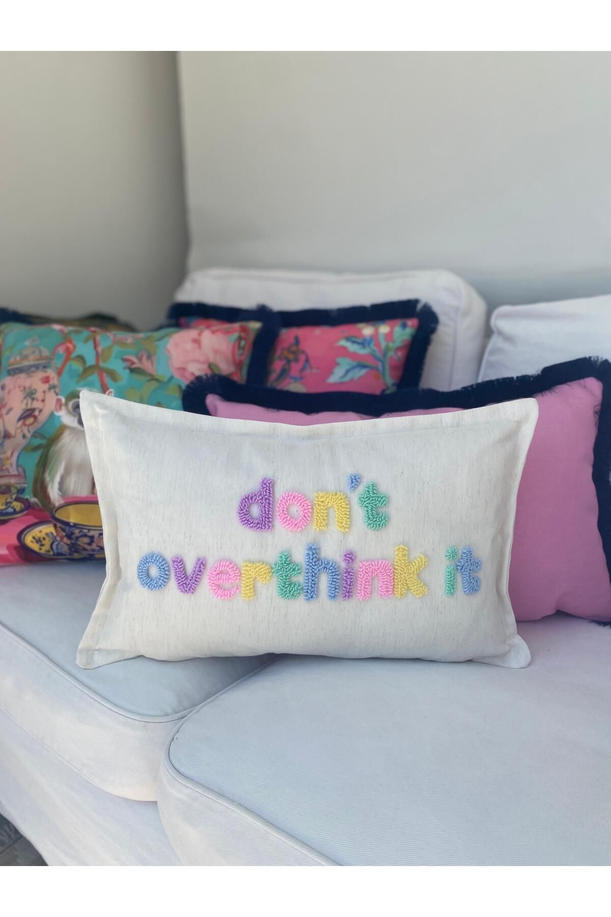 RahanDesign Dont Overthink It Yazılı Punch İşlemeli Dikdörtgen Kırlent Kılıfı - 30x50cm - Punch Kırlent Kılıfı